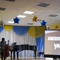 Концерт солистов и ансамблей школы в рамках проекта "Музыка театра, кино и телевидения", посвященный Году российского кино (22 апреля 2016 года)
